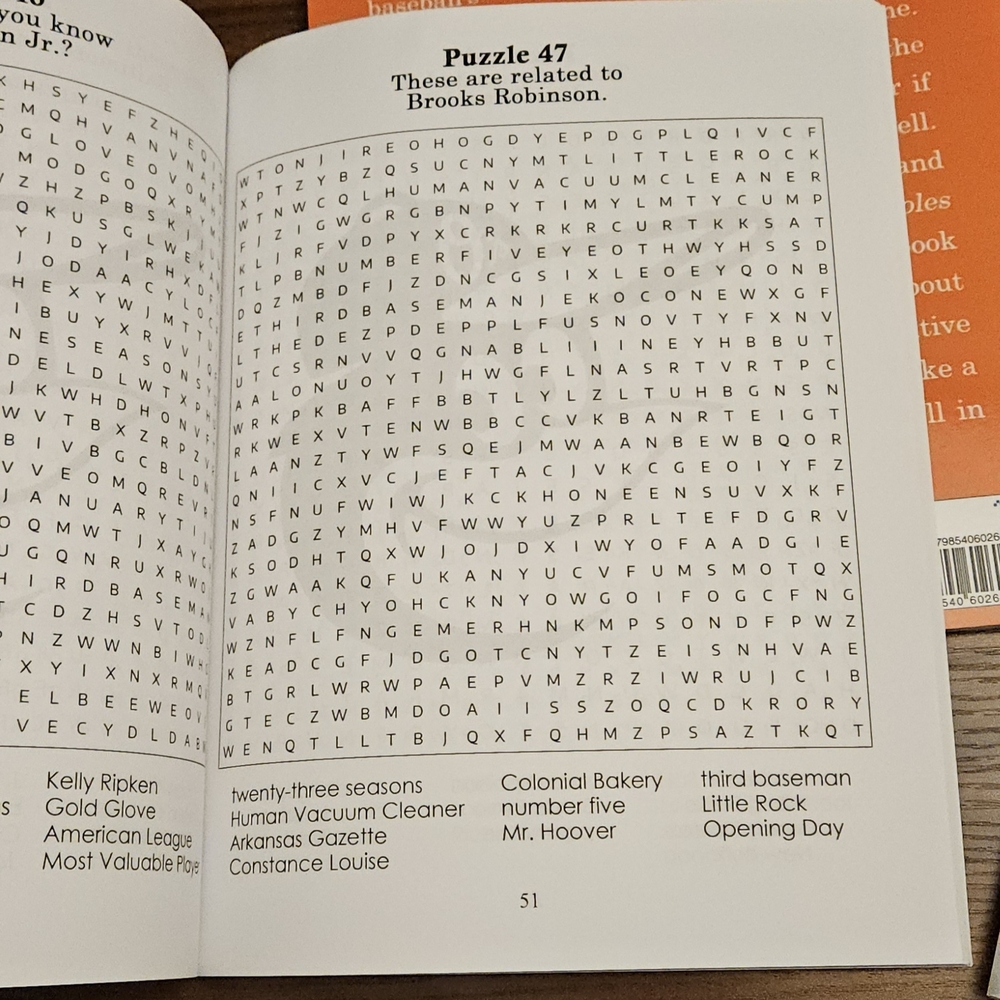Baltimore Orioles Word Search and Trivia Book Set - Picture 4 of 5